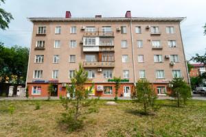 Вместительная квартира для 6 гостей, Омск