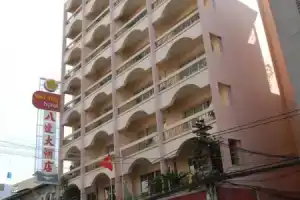 Bat Dat Hotel, Хошимин