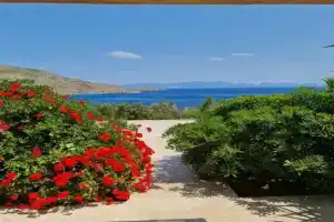 Tilos Villa, Ливадия
