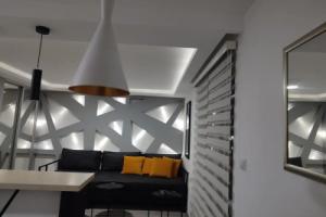 Triangle studio Divcibare, Дивчибаре