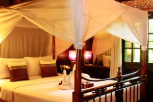 Club One Seven Gay Men Hotel Chiang Mai, Чианг Май