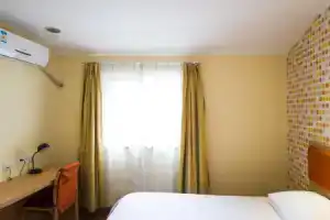 Отель Home Inn - Hangzhou West Lake Jiefang Road Hubin Yintai Branch, Ханчжоу