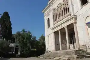 Гостевой дом «Cunda Zehra Teyzenin Evi», Айвалык