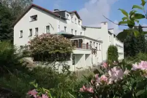 Hotel «Carolaruh», Бад-Эльстер