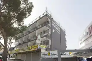 New Kensington Apartments - Econotels, Магалуф