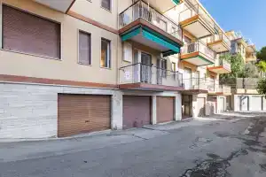 Attractive Apartment in Sanremo With Balcony, Сан-Ремо