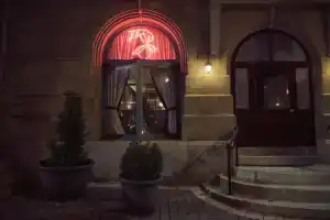 Mint House at The Divine Lorraine Hotel – Philadelphia, Филадельфия