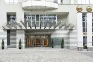 Отель «Sheraton Grand Warsaw», Варшава