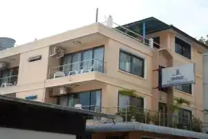 J Hotel, Ао Нанг