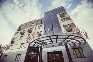 Отель «Амбассадор Плаза», Киев
