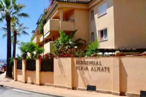 Marbella Beachfront - Apartment With sea views B1, Марбелья
