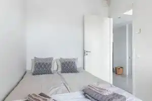 Modern 1BR Home with Sauna & Balcony, Лахти