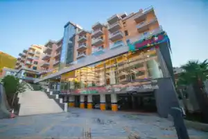 Diamond Hill Resort & Spa, Влера