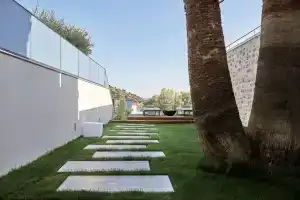 Beachfront villa with a heated pool, Агиос Николаос