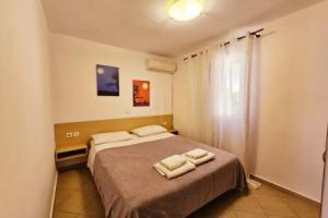 Corfu Glyfada Menigos Beach Resort, Пелекас