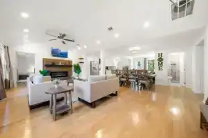 Gorgeous EST Mercedes Stdm 10-min Patio Slps 10, Атланта