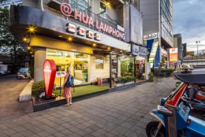 At Hua Lamphong Hotel, Бангкок