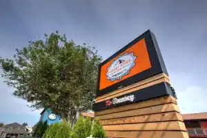 Coast River Inn by OYO Seaside, Сисайд