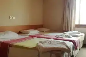 Oscar Hotel, Фоча