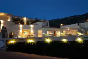 Отель «Private Hôtel», Порто-векшио