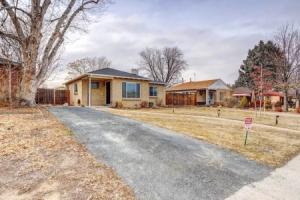 Near Denver Zoo: Home w/ Furnished Patio!, Аврора
