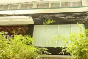 Dong Kinh B Hotel, Хошимин