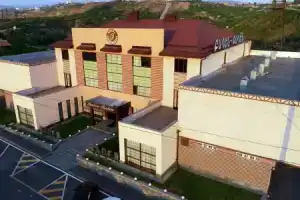 Baden-Baden Hotel, Ереван