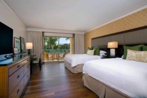 Отель «The Ritz-Carlton Maui, Kapalua», Лахайна