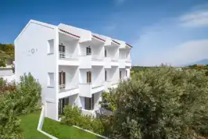 Lithos Hotel, Питагорио