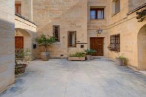 Klementa the Private Villa With Pool in G arb Gozo, Арб