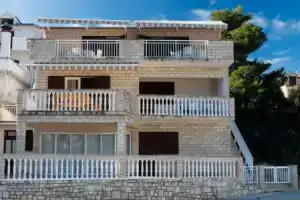 Apartments Vesna, Brna