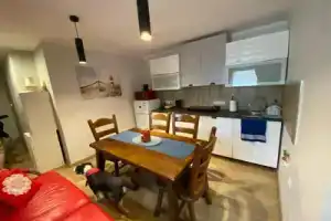 L&B House, Мальборк