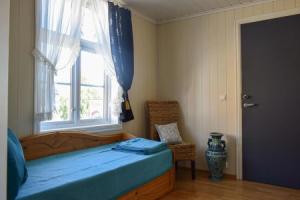 Amazing Apartment in Mandal With 1 Bedrooms and Wifi, Мандал