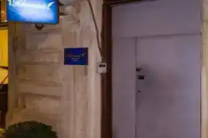 Khamsa Hostel, Баку