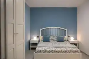 HOB Via Rausei, Реджо-Калабрия