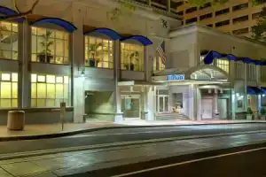 Отель «Hilton Portland Downtown», Портленд