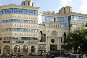 Khaghani Center Hotel, Баку