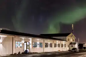 Bakki Apartments & Hostel, Эйрарбакки