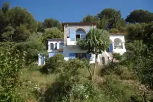 Magnifique "Gite de la Garoupe" au Cap d'Antibes à 300m des plages, Жуан-ле-Пен