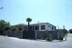 Hotel Lotus, Кутаиси