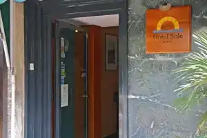 Hotel «Sole», Джулианова