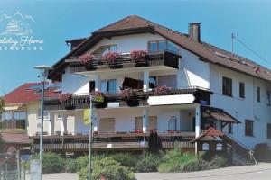Holiday Home Ferienwohnung Holiday Home 5, Мерсбург
