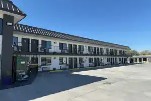 Rawls Motel Near Phoenix Airport, Темпе