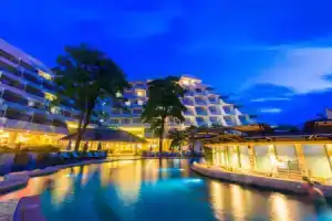 Отель «Andaman Embrace Patong - Sha Extra Plus», Патонг