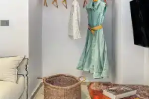 Stema Suite 1, Адамас