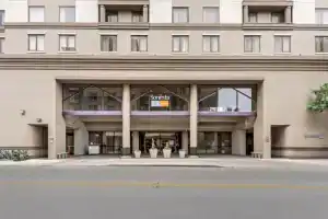 Отель «Sonesta Es Suites San Antonio Downtown Alamo Plaza», Сан-Антонио