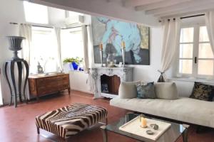 Unique Townhouse at Mykonos Chora, Миконос