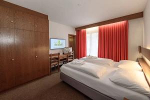 Hotel «Mirabell», Кампо-Турес