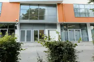 Nos Luxury Rooms, Шкодер