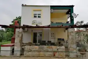 Green Island Residence, Скала-Потамиас